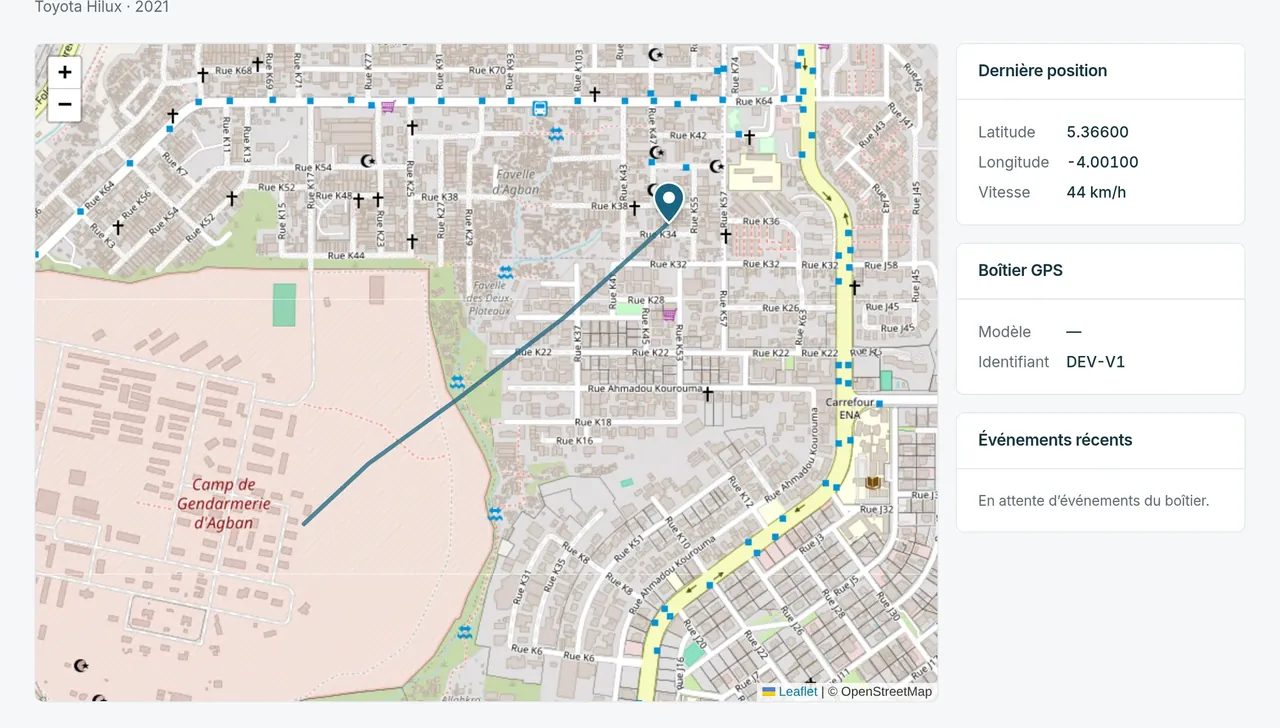 Carte de suivi en direct d’un véhicule avec son trajet récent dans FlotyHub